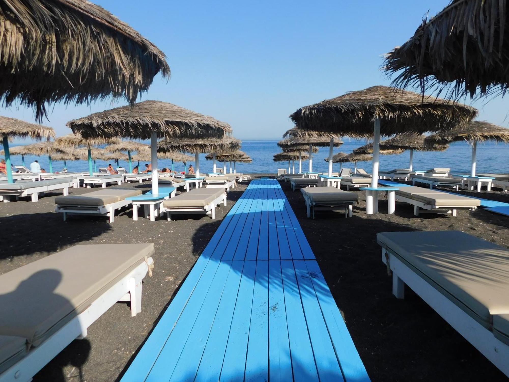 Happy Fish Rooms- Beachfront Perissa (Santorini) Exterior foto