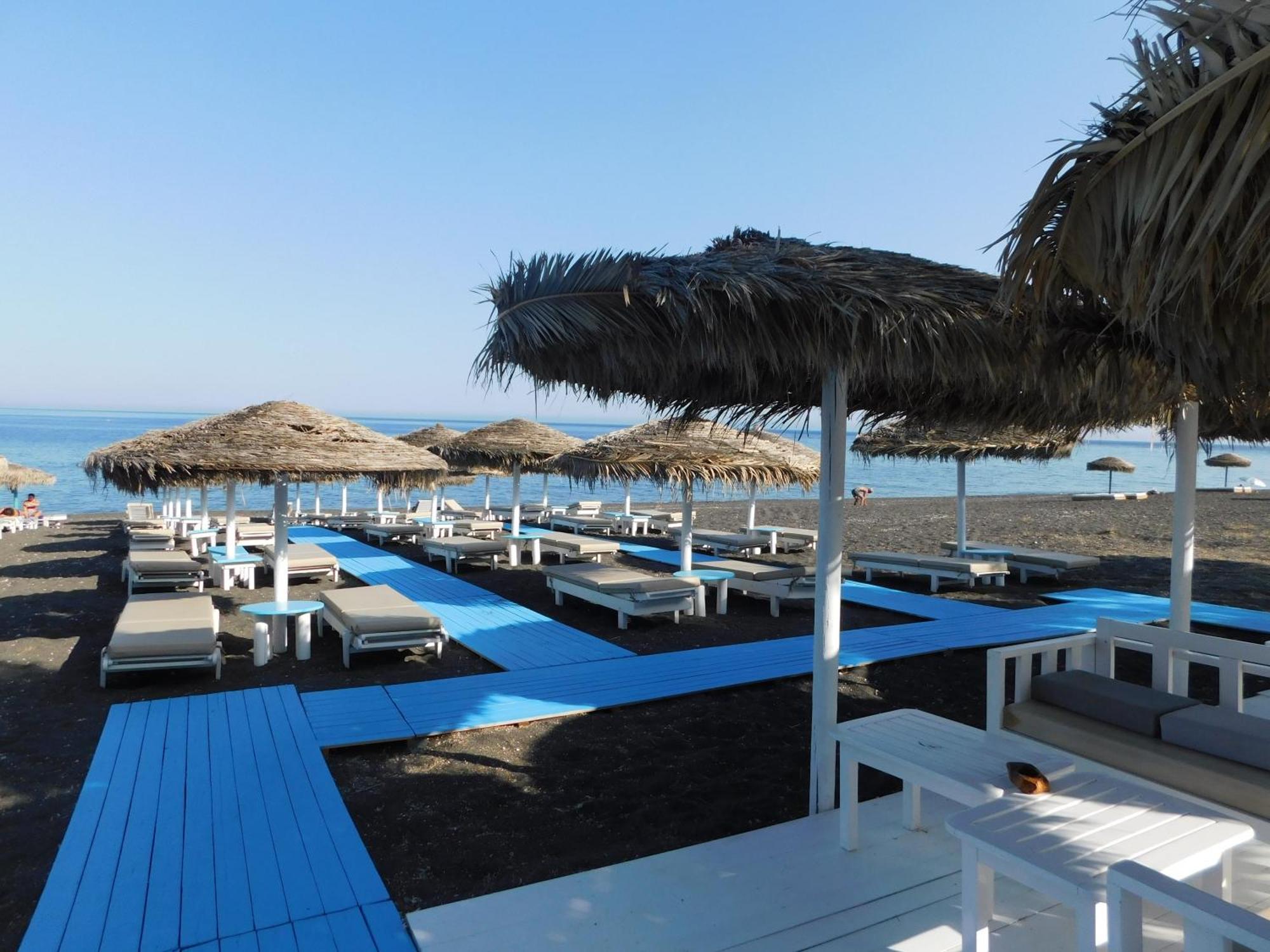 Happy Fish Rooms- Beachfront Perissa (Santorini) Exterior foto