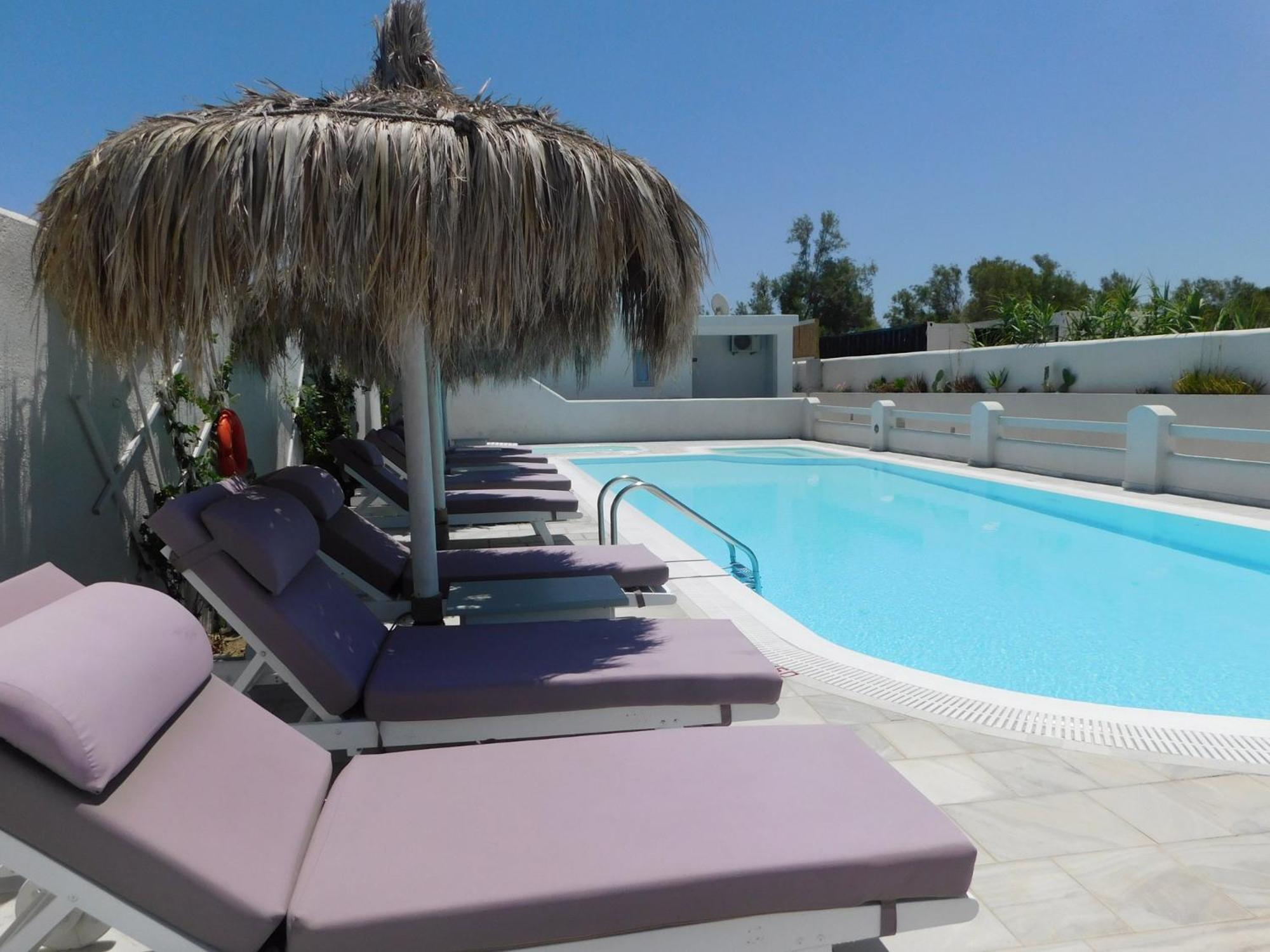 Happy Fish Rooms- Beachfront Perissa (Santorini) Exterior foto